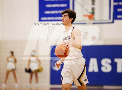 Thumbnail 3 in Elkhorn South vs. Grand Island photogallery.