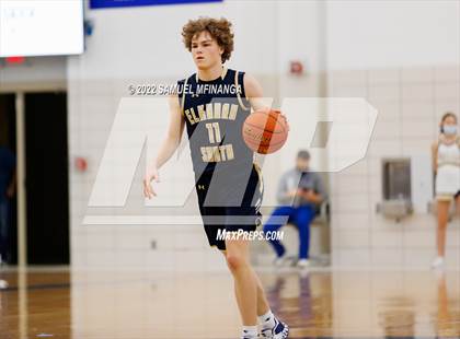 Thumbnail 1 in Elkhorn South vs. Grand Island photogallery.