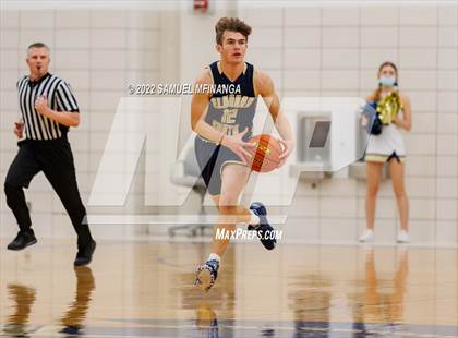 Thumbnail 2 in Elkhorn South vs. Grand Island photogallery.