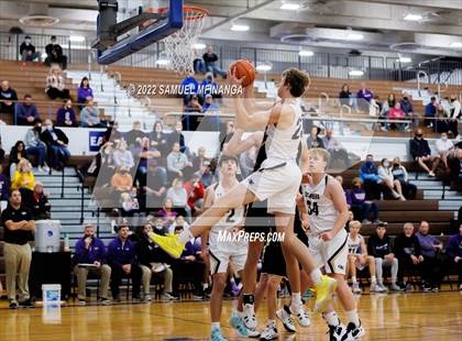 Thumbnail 3 in Elkhorn South vs. Grand Island photogallery.