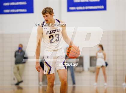 Thumbnail 3 in Elkhorn South vs. Grand Island photogallery.