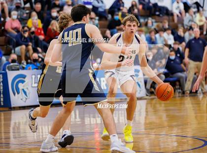 Thumbnail 1 in Elkhorn South vs. Grand Island photogallery.