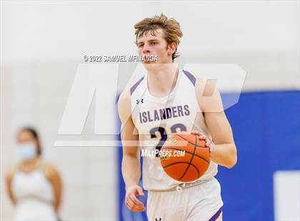 Thumbnail 1 in Elkhorn South vs. Grand Island photogallery.
