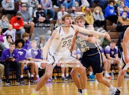 Thumbnail 3 in Elkhorn South vs. Grand Island photogallery.