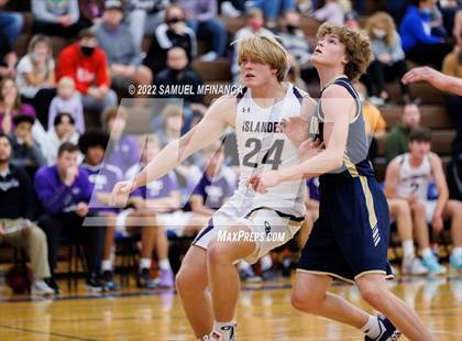Thumbnail 1 in Elkhorn South vs. Grand Island photogallery.