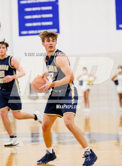 Thumbnail 3 in Elkhorn South vs. Grand Island photogallery.