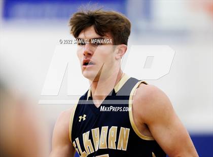 Thumbnail 3 in Elkhorn South vs. Grand Island photogallery.