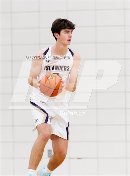 Thumbnail 3 in Elkhorn South vs. Grand Island photogallery.