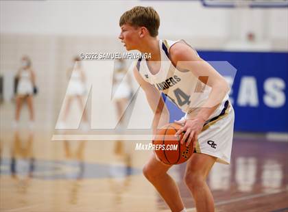 Thumbnail 2 in Elkhorn South vs. Grand Island photogallery.