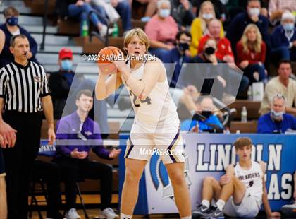 Thumbnail 1 in Elkhorn South vs. Grand Island photogallery.