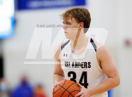 Thumbnail 3 in Elkhorn South vs. Grand Island photogallery.