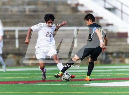 Thumbnail 2 in Dobyns-Bennett vs. David Crockett photogallery.