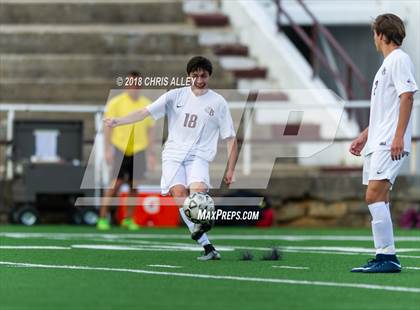 Thumbnail 3 in Dobyns-Bennett vs. David Crockett photogallery.