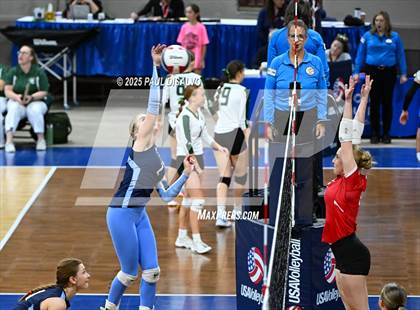 Thumbnail 2 in Yuma vs. Vail Christian (CHSAA 2A 2nd Round) photogallery.