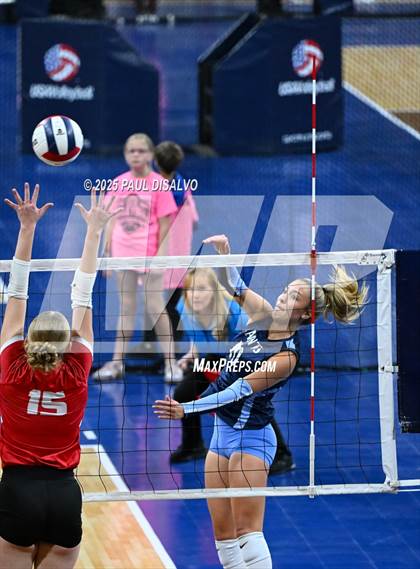 Thumbnail 3 in Yuma vs. Vail Christian (CHSAA 2A 2nd Round) photogallery.