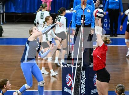 Thumbnail 3 in Yuma vs. Vail Christian (CHSAA 2A 2nd Round) photogallery.