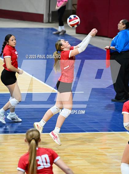 Thumbnail 3 in Yuma vs. Vail Christian (CHSAA 2A 2nd Round) photogallery.