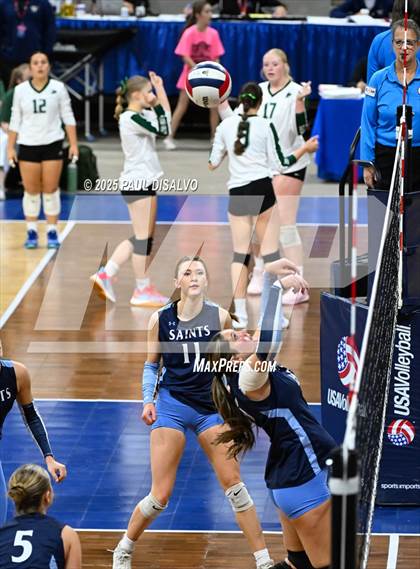 Thumbnail 2 in Yuma vs. Vail Christian (CHSAA 2A 2nd Round) photogallery.