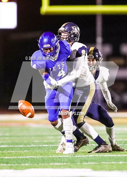 Thumbnail 2 in Encinal vs. Del Norte (CIF NCS D5 Final) photogallery.