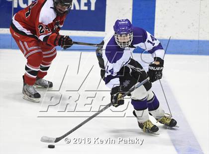 Thumbnail 1 in Fairfield Warde/Ludlowe vs. North Branford (CIAC D2 Final) photogallery.