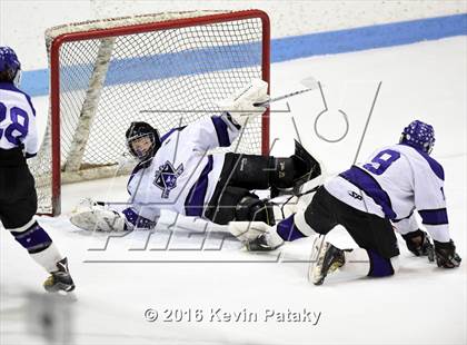 Thumbnail 1 in Fairfield Warde/Ludlowe vs. North Branford (CIAC D2 Final) photogallery.