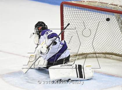 Thumbnail 1 in Fairfield Warde/Ludlowe vs. North Branford (CIAC D2 Final) photogallery.