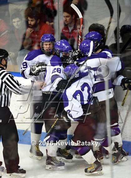 Thumbnail 3 in Fairfield Warde/Ludlowe vs. North Branford (CIAC D2 Final) photogallery.