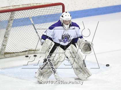 Thumbnail 1 in Fairfield Warde/Ludlowe vs. North Branford (CIAC D2 Final) photogallery.