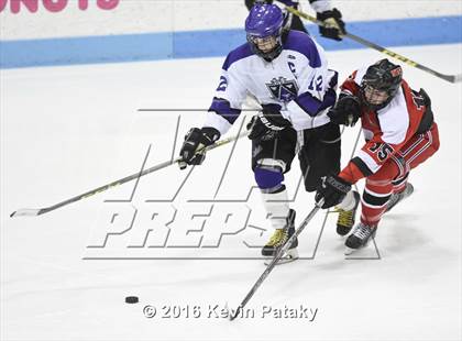 Thumbnail 1 in Fairfield Warde/Ludlowe vs. North Branford (CIAC D2 Final) photogallery.