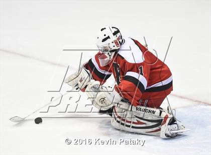 Thumbnail 1 in Fairfield Warde/Ludlowe vs. North Branford (CIAC D2 Final) photogallery.