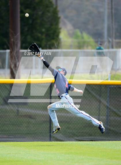 Thumbnail 2 in Franklin County vs McMinn County (Wildcat Classic) photogallery.
