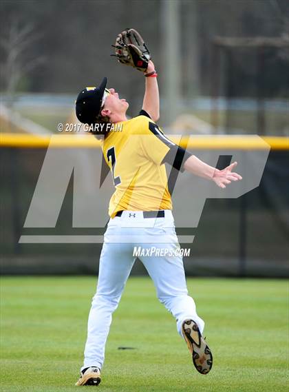Thumbnail 3 in Franklin County vs McMinn County (Wildcat Classic) photogallery.