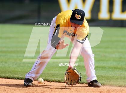 Thumbnail 3 in Franklin County vs McMinn County (Wildcat Classic) photogallery.