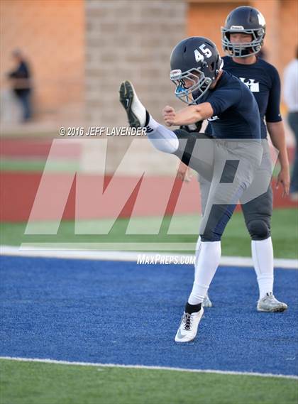 Thumbnail 1 in Boerne-Champion @ Tivy photogallery.