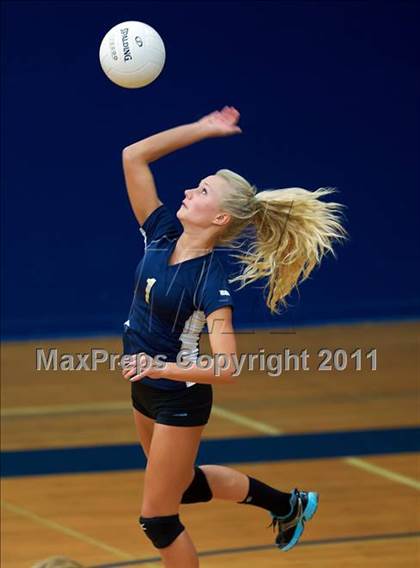 Thumbnail 3 in Santa Catalina @ Soquel (CIF CCS D4 Playoffs) photogallery.