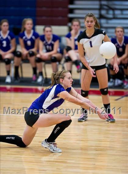 Thumbnail 3 in Riverton vs West Jordan photogallery.