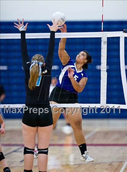 Thumbnail 1 in Riverton vs West Jordan photogallery.
