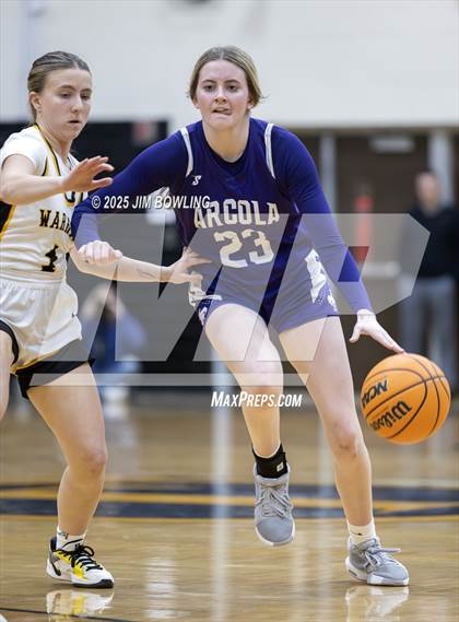 Thumbnail 2 in Arcola vs. Tuscola (IHSA 1A Regional Final) photogallery.