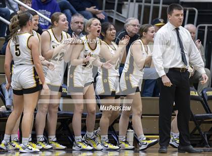 Thumbnail 2 in Arcola vs. Tuscola (IHSA 1A Regional Final) photogallery.