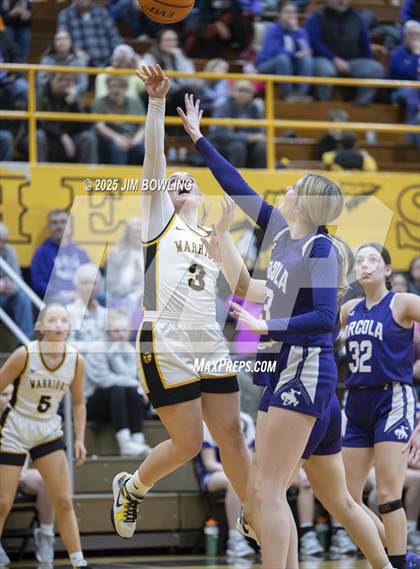 Thumbnail 3 in Arcola vs. Tuscola (IHSA 1A Regional Final) photogallery.