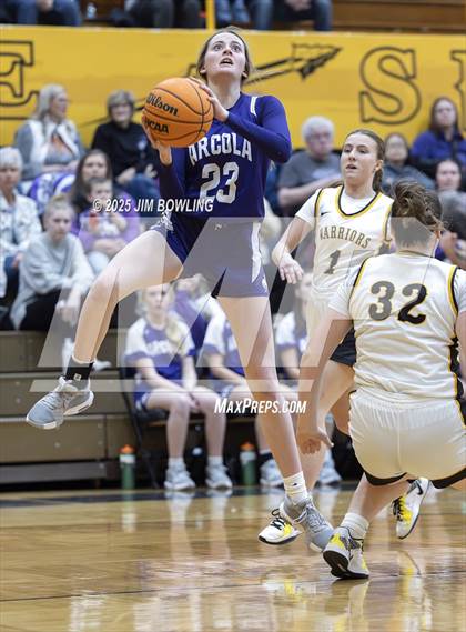 Thumbnail 1 in Arcola vs. Tuscola (IHSA 1A Regional Final) photogallery.