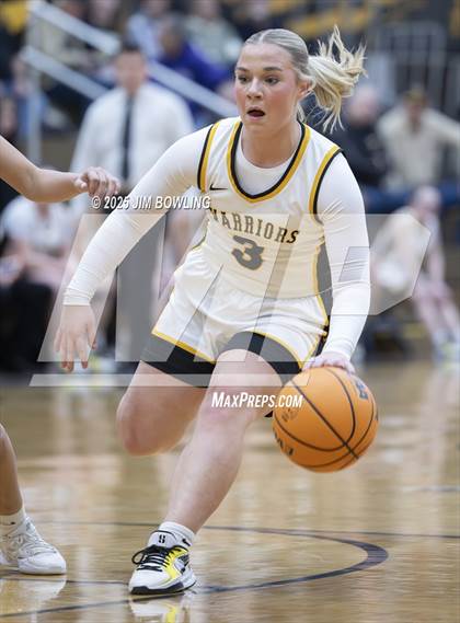 Thumbnail 2 in Arcola vs. Tuscola (IHSA 1A Regional Final) photogallery.