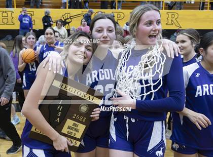 Thumbnail 3 in Arcola vs. Tuscola (IHSA 1A Regional Final) photogallery.