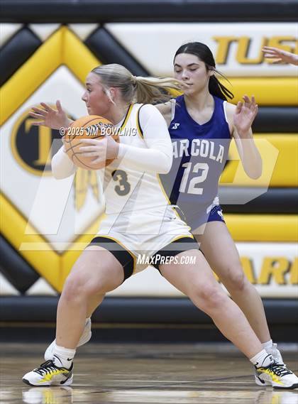 Thumbnail 3 in Arcola vs. Tuscola (IHSA 1A Regional Final) photogallery.