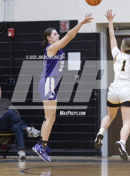 Thumbnail 3 in Arcola vs. Tuscola (IHSA 1A Regional Final) photogallery.