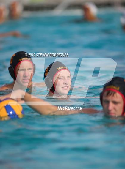 Thumbnail 2 in Sonora vs. Oakdale (CIF SJS D3 Semifinal) photogallery.