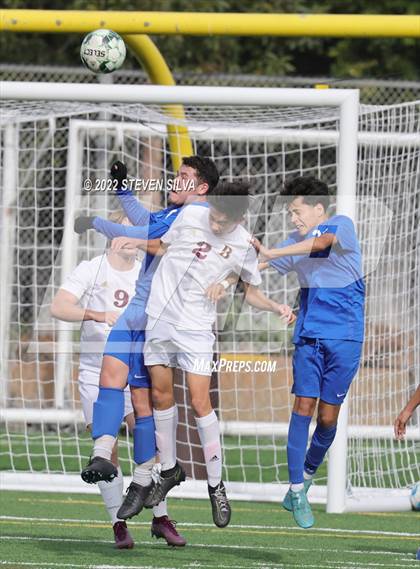 Thumbnail 3 in Bishop's vs. Central Union photogallery.