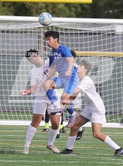 Thumbnail 1 in Bishop's vs. Central Union photogallery.