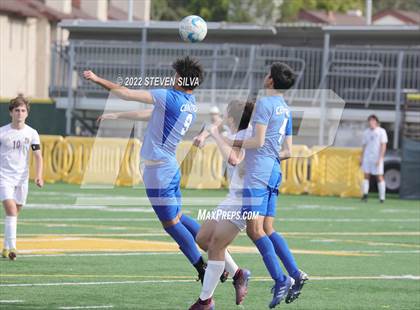 Thumbnail 1 in Bishop's vs. Central Union photogallery.