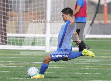 Thumbnail 2 in Bishop's vs. Central Union photogallery.